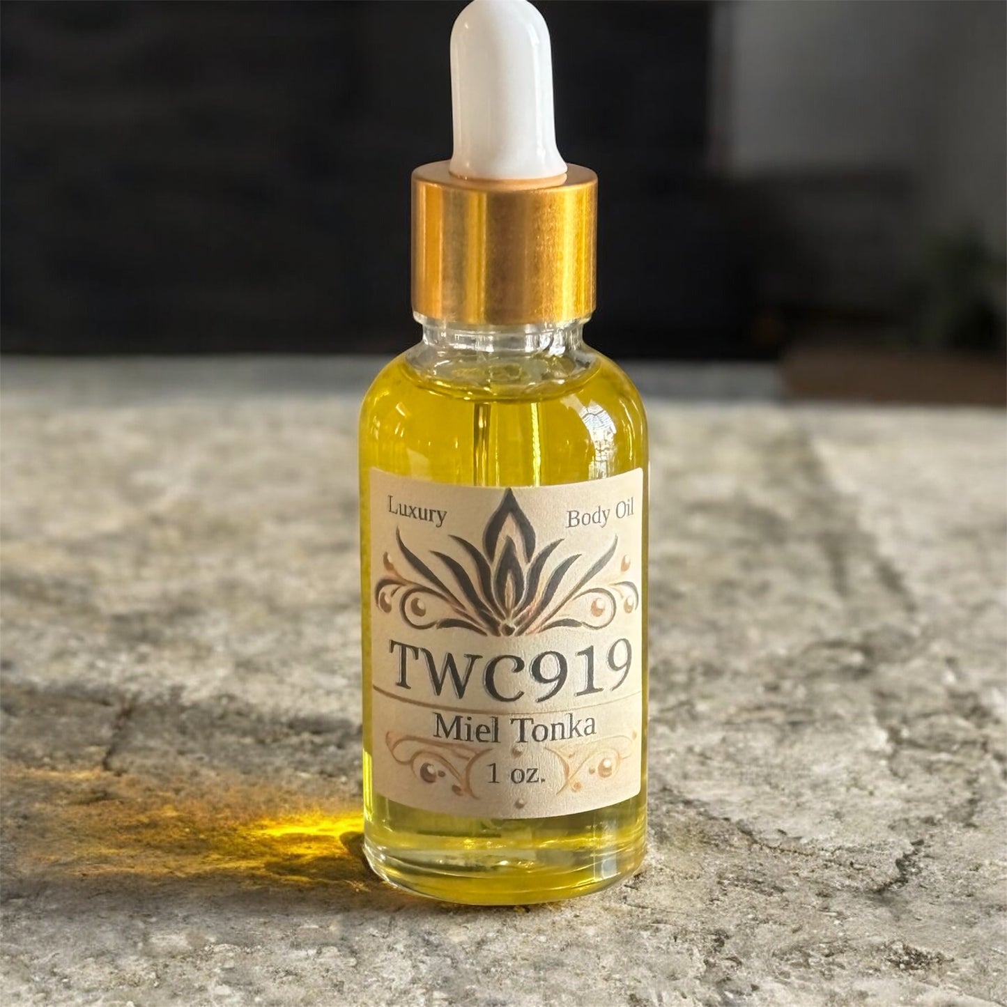 Miel Tonka Body Oil